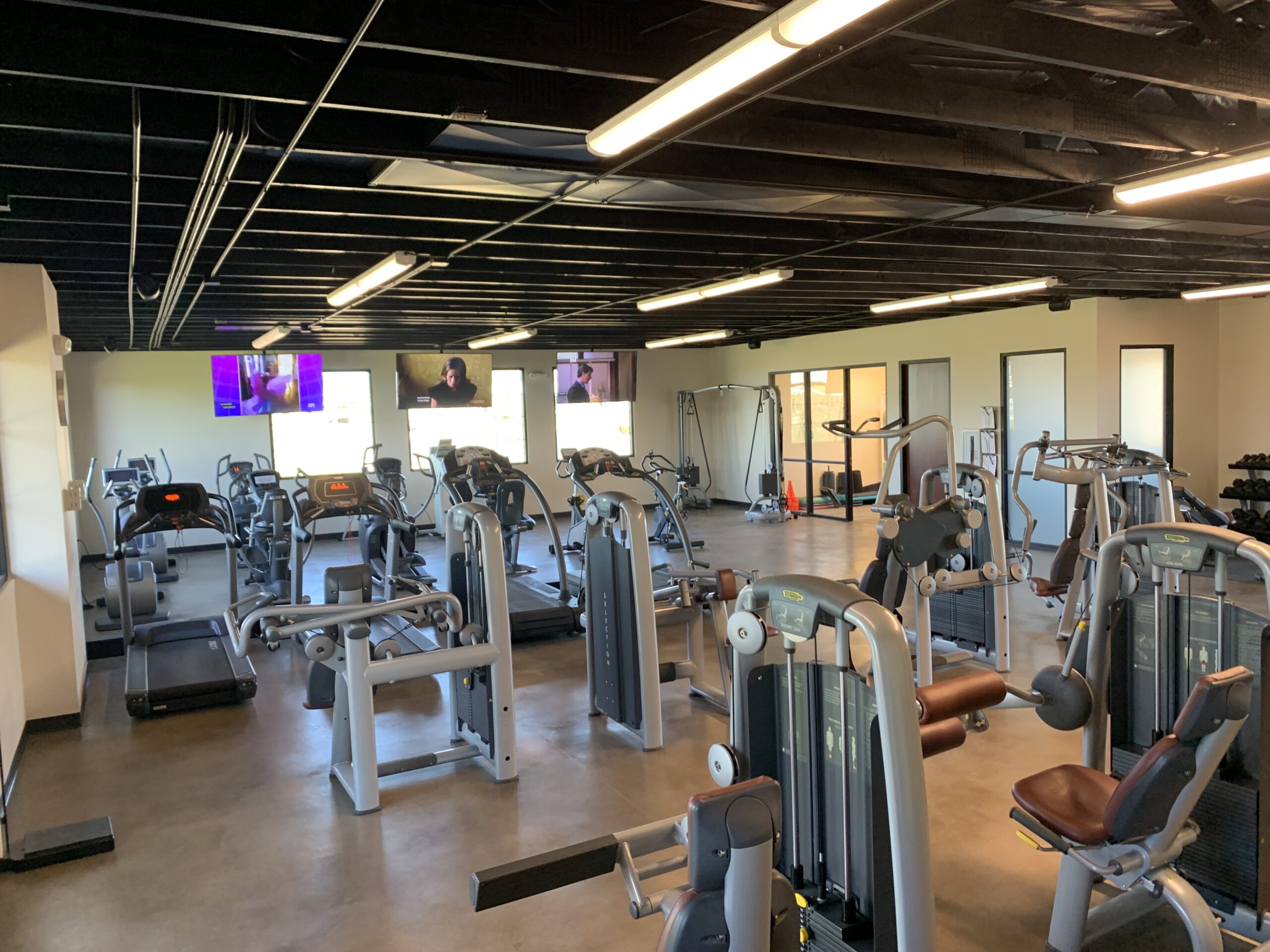 Fitness Center (7)