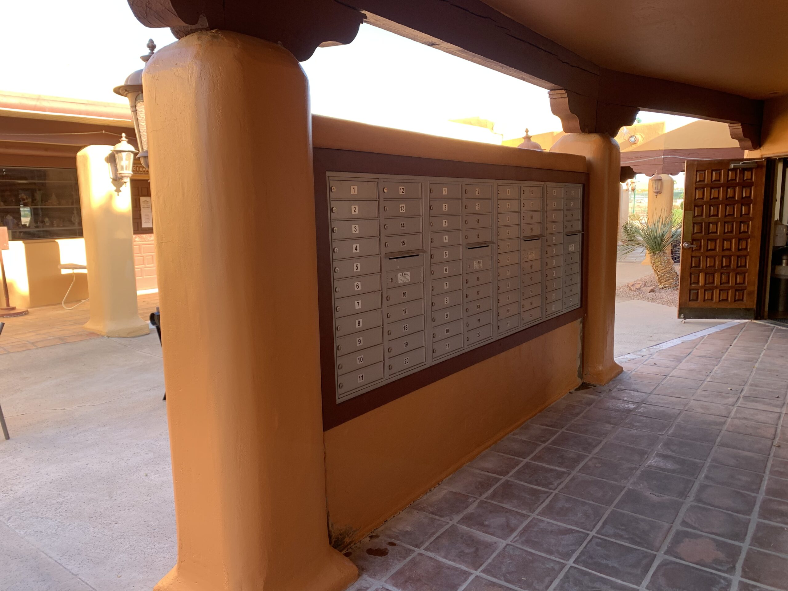 Mailbox (10)