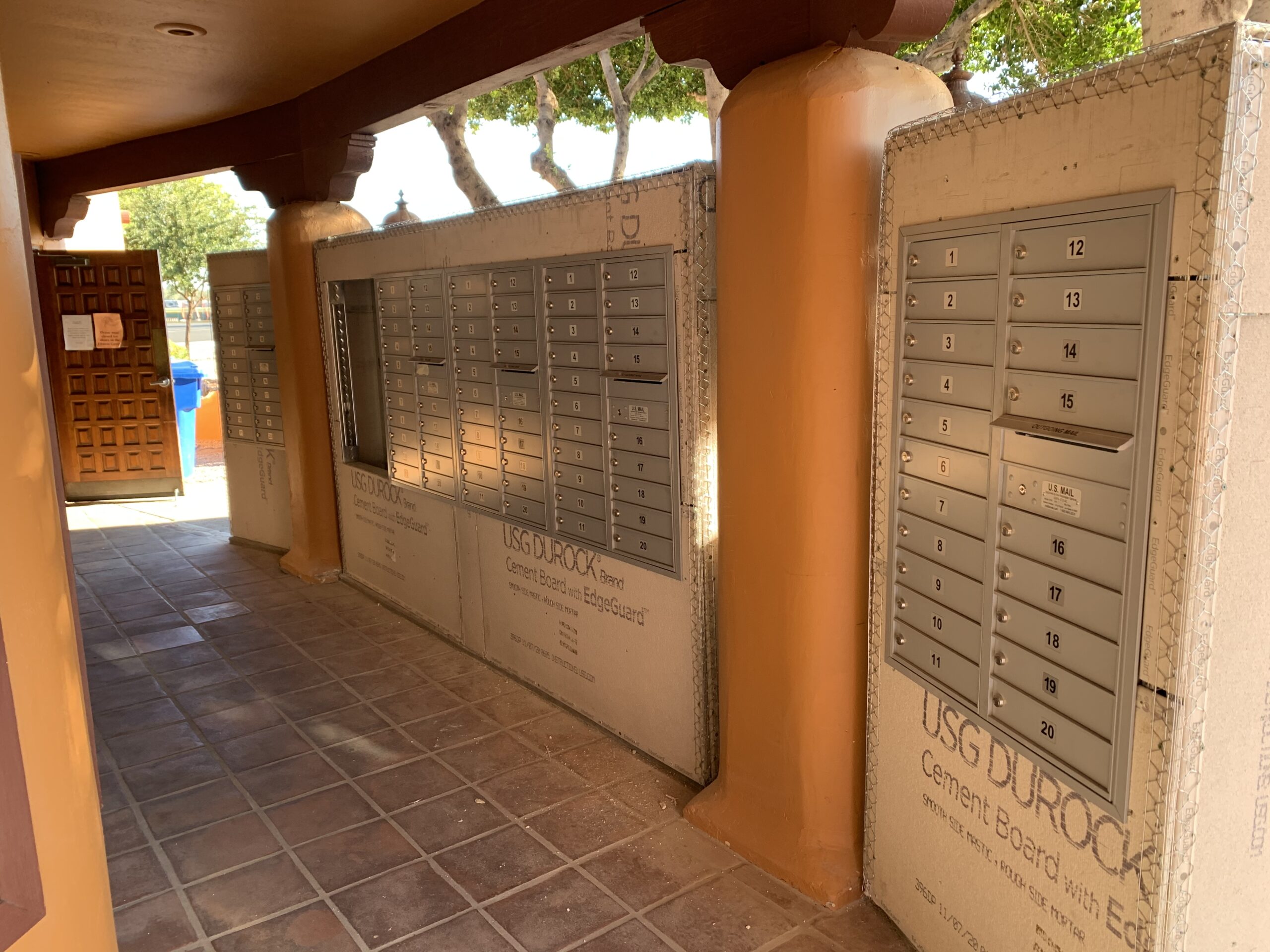 Mailbox (4)