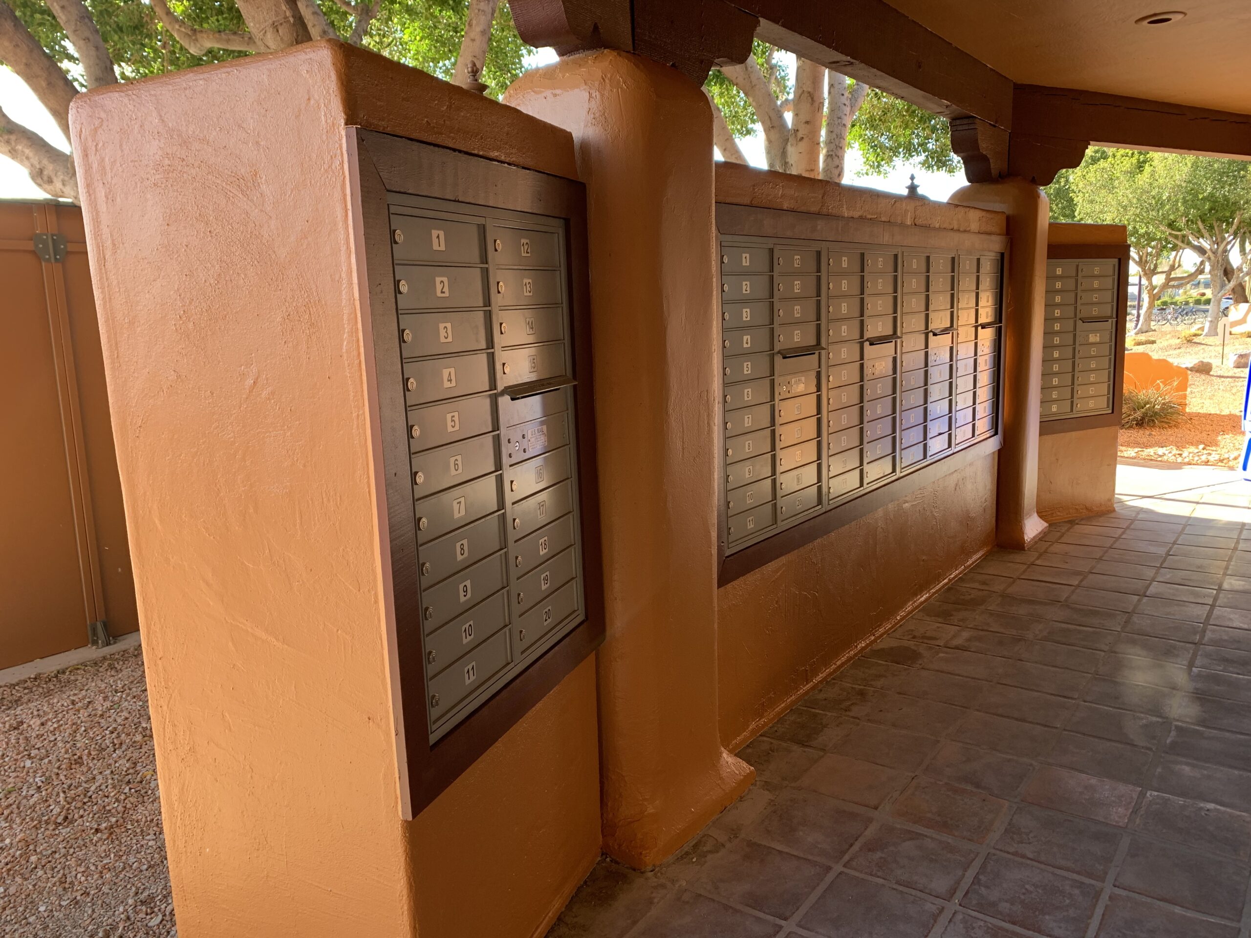 Mailbox (5)
